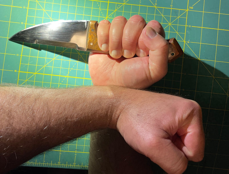 PEKITI-TIRSIA EMPTY HAND VS KNIFE: OVERVIEW